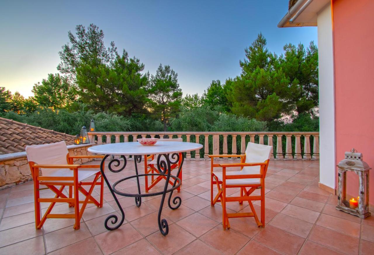 Villa Doliva Estate